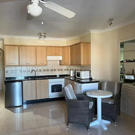 Few Steps From Golden Mile In Americas Apartment Arona (Tenerife)